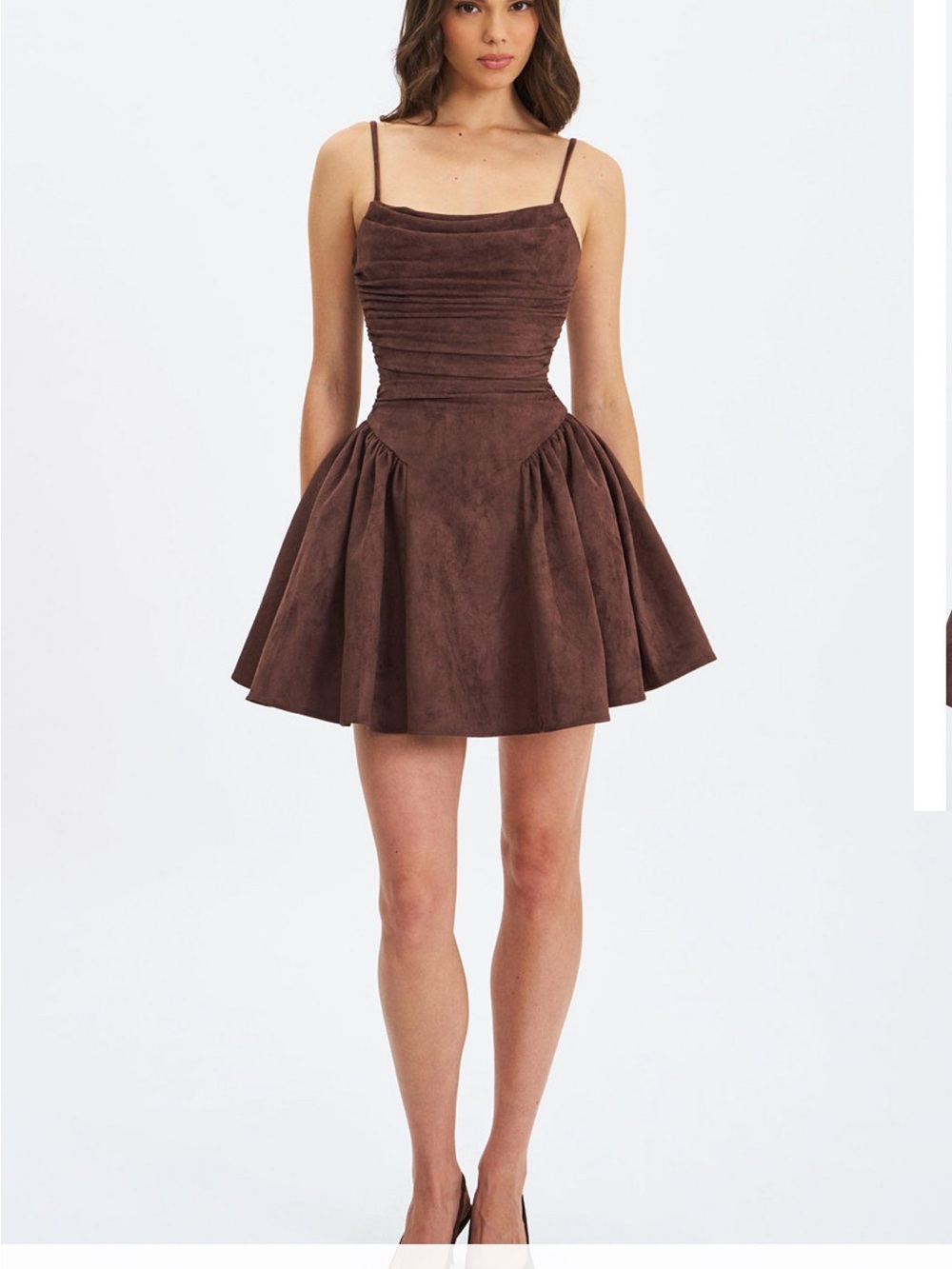 Miss Circle Raisa Mahogany Suede
Ruched Mini Dress